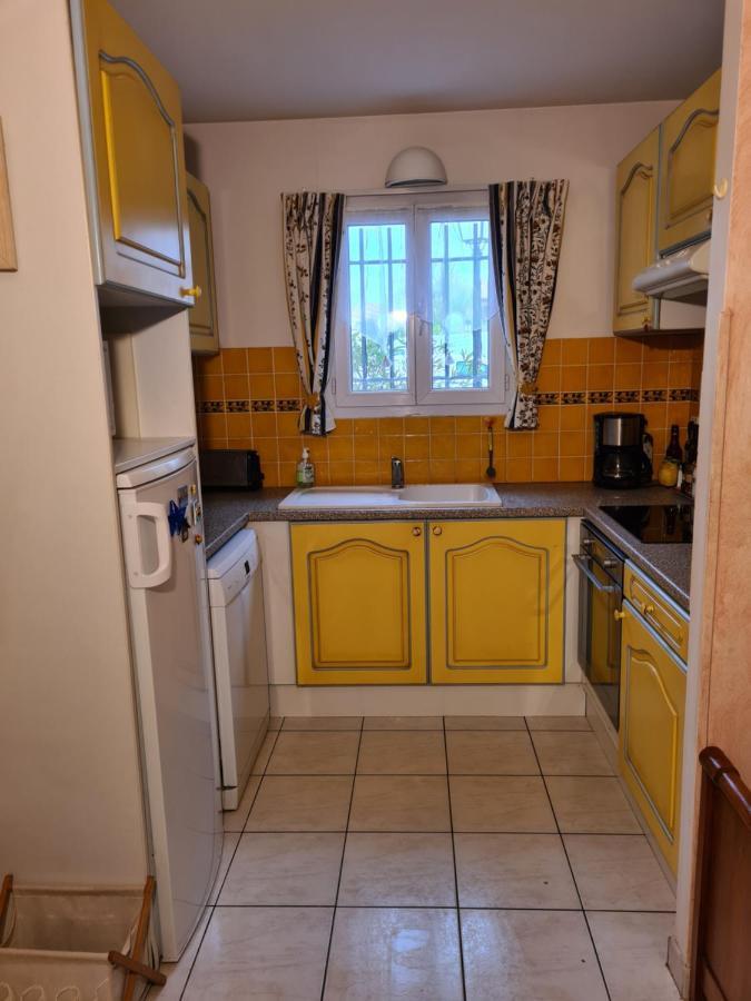 Вілла Joli Mazet Provencal De Camargue Арль Екстер'єр фото