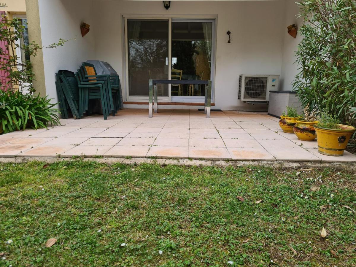 Вілла Joli Mazet Provencal De Camargue Арль Екстер'єр фото