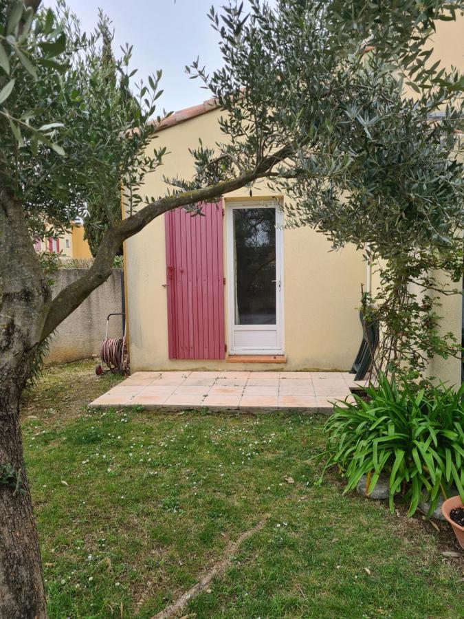 Вілла Joli Mazet Provencal De Camargue Арль Екстер'єр фото